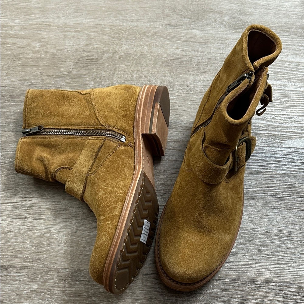 Frye Tan Combat & Moto Boots - Picture 8 of 12